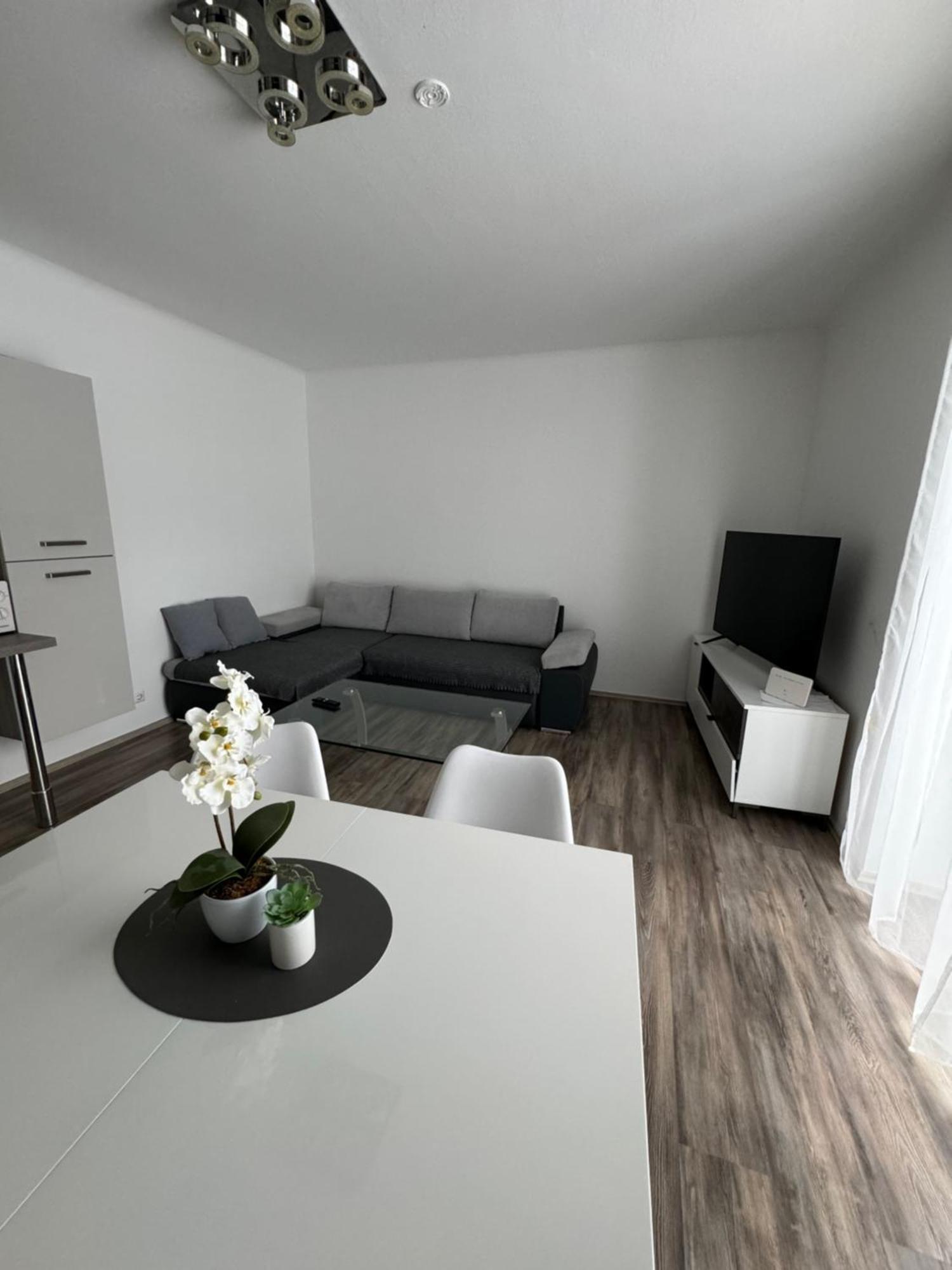 Apartment Vlora-Naturblick Villach Exterior photo